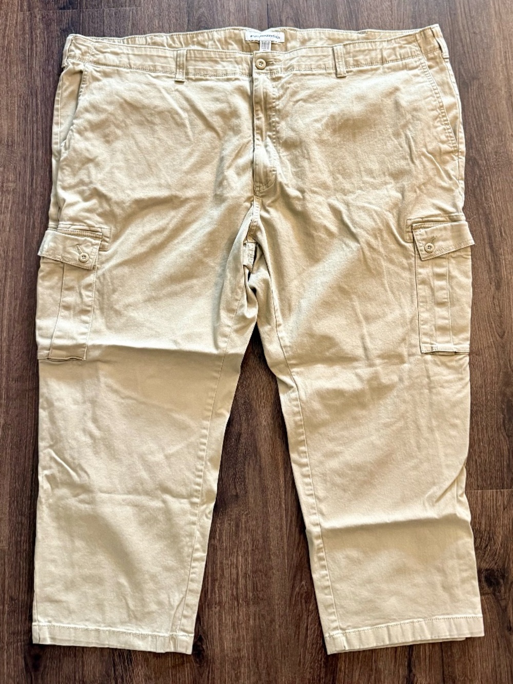 Amazon Essentials Men's Big & Tall Straight Stretch Cargo Pant - Khaki - 52x28